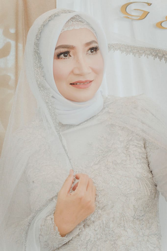 Indonesian Muslim Clothes for a Formal Event